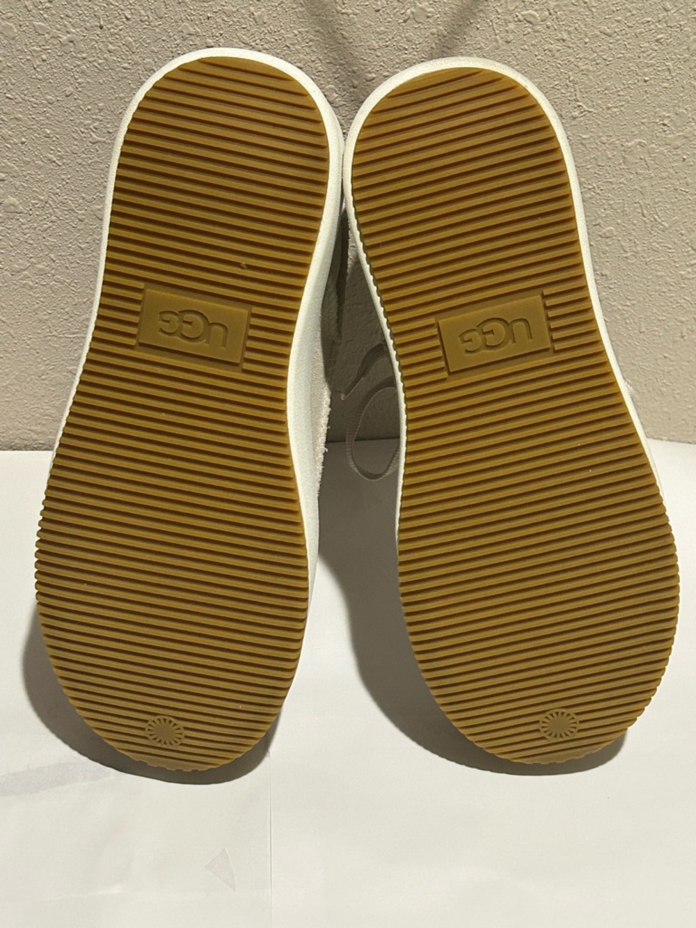 Ugg Women’s EZ Duzzit Platform Sneakers - Picture 5 of 7